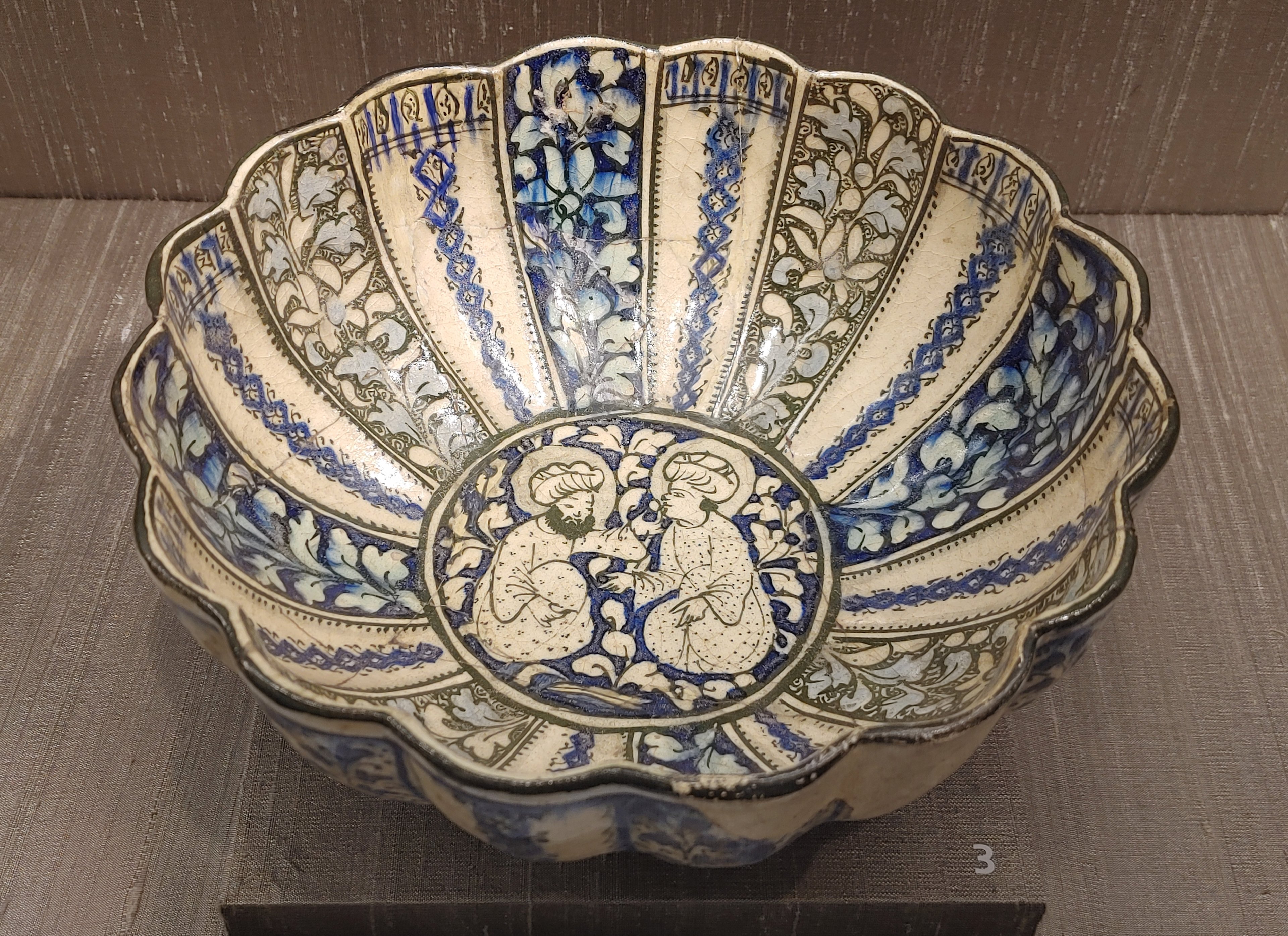 Mongol glazed bowl from the 1300s